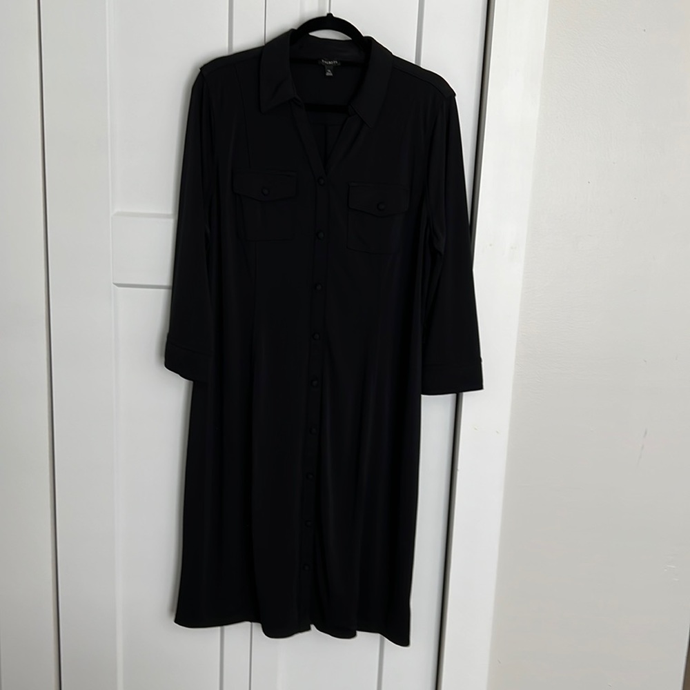 Black dress with 3/4 in sleeves